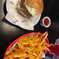 burgie n chips at 7Bone in Southampton