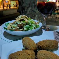 Croquetas and Caesar salad at Tulsi in Barcelona