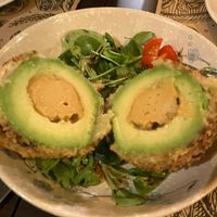 Aguacate rebozado y relleno  at Tulsi in Barcelona
