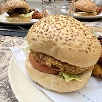 Crunchy pollo y de quinoa y espinaca   at Tulsi in Barcelona