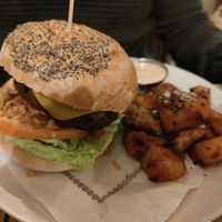 Hamburguesa de champiñones at Tulsi in Barcelona