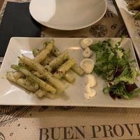 Asparagus, very good  at Tulsi in Barcelona