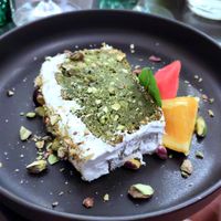 Spinach-pistachio cake at Tabula Rasa in Colmar