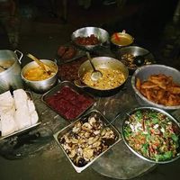 Vegan family dinner at Pizzeria El Zopilote in Ometepe