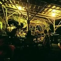 Thursday night vegan dinner at Pizzeria El Zopilote in Ometepe