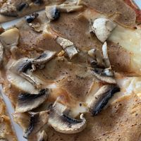 Kebab pizza whit additional mushrooms   at Slöinge Pizzeria in Sloeinge