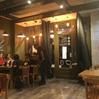 The main room at Samourai Sushi in Dijon