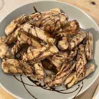 Berenjenas fritas  at Quereles in Caceres