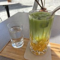 Mango Matcha Latte oat milk 7,90€  at Madame Wu in Linz