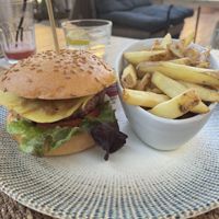 Week special pea patty burger, caramelised onions, bbq sauce  at Retroway in Mallorca