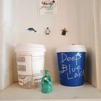 Cute objects at Deep Blue Lake in Seoul