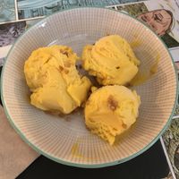 Mango ice cream at Barallocas in Pontevedra