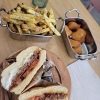  at Les Tontons Veg in Paris