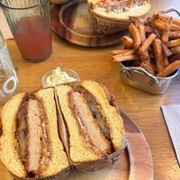  at Les Tontons Veg in Paris