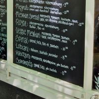 ask staff which items can be veganized by omitting the cheese at Royal Healthy Slices in Munich