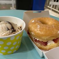 Calorically Speaking, this May be The Best Deal in LA for $9.50  at Creamo in Los Angeles