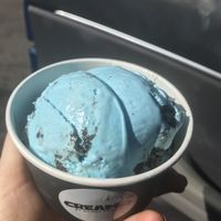 Paramoreo-cookies n cream  at Creamo in Los Angeles