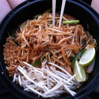 Vegan pad thai to go at Wynn Hotel - Wazuzu in Las Vegas
