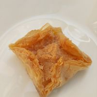 Baklawa d'ametlles at O Liban in Perpignan