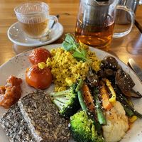 Breakfast   at Twisted Tomato in Auckland