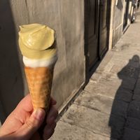 Pistazie und Zitrone at Gelab Gelateria in Como