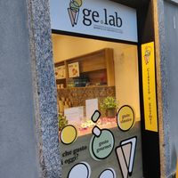 Devanture at Gelab Gelateria in Como