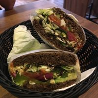 Nov 2020 at Cafe Karisma in Helsingoer