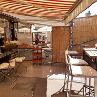 Outdoor seating at Ringgenberg in Bern