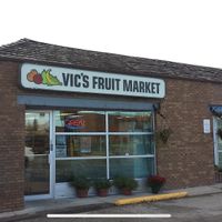 Store front at Vic's Market in Winnipeg