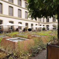 Garden in the back at Lesbar in Bern