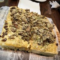 Meaty Pizza🌱🤍 La mejor pizza en pan focaccia✨  at Madre Tierra in Caguas