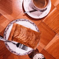 Coffee & Apple Tarte at Seed in Luxembourg City