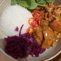 Curry mit Erdnuss at Seed in Luxembourg City
