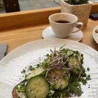 veganes Röstbrot mit Erbsenhummus  at BoBo  in Hannover