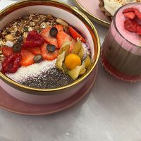 smoothiebowl and strawberry matcha  at Chloé Cafe in Prague