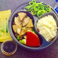 Takeaway set at Van Phong in Hanoi