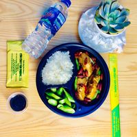 Takeaway sets at Van Phong in Hanoi