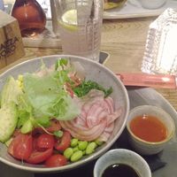 Poke Bowl vegan at Het Wapen van Egmond in Egmond Aan Zee