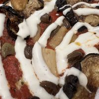 Vegan stracchino, mushrooms, olives and aubergine pizza  at 85 pizza in Milan