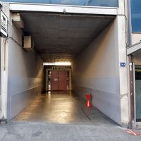 Well hidden entrance at Luigia - Rive Gauche in Geneva