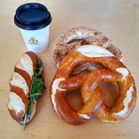 Avocado sandwich, sesame pretzel, plain pretzel at Brezelkönig - Löwenplatz in Zurich