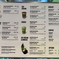 Drink order, only coconut matcha latte and oat milk latte are vegann  at Super Matcha 슈퍼말차 in Seoul
