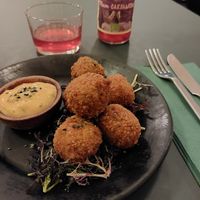 Zeewier bitterballen at Vangroenten in Hasselt