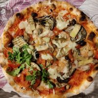 Pizza Vegetariana con Mozzarella di Riso at Pizzaria Peperetta Dispetusa in Imperia