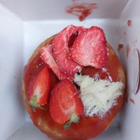 Strawberry filling and topping at Royal Donuts  in Mannheim
