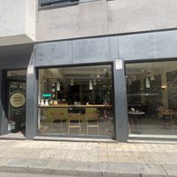 outside view   at Maria Limão in Porto