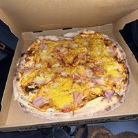 Pizza Hawaii   at Kruste in Leipzig