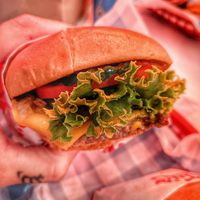 Monty's Good Burger (single) - 7/10 at Monty's Good Burger - 3rd St in Los Angeles