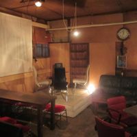 Spacious area just past the front dining room at Minto in Osaka