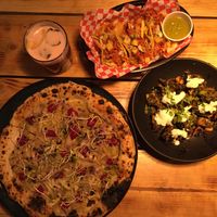 Pizza, pakoras, tacos and cocktail at Plant Base in Lisbon
